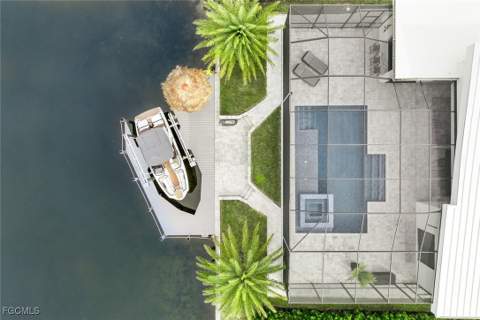 215 SE 28th Ter, Cape Coral FL - photo 20 of 33