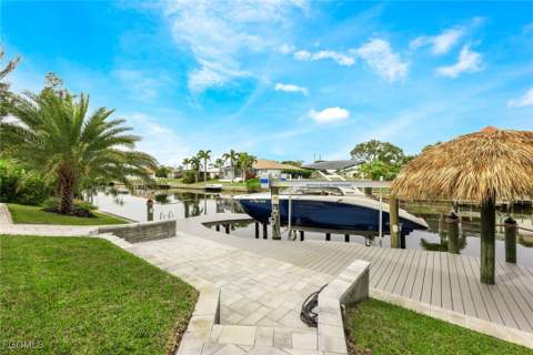 215 SE 28th Ter, Cape Coral FL - photo 6 of 33