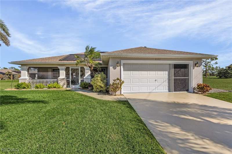 3 bedroom SingleFamilyResidence at 2525 NW 19th Pl, Cape Coral, Cape Coral — photo 1