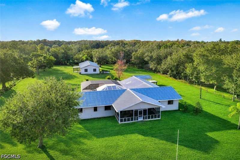 6 bedroom SingleFamilyResidence at 16321 Slater Rd, North Fort Myers, North Fort Myers — photo 1