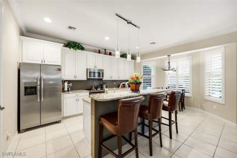8493 Laurel Lakes Blvd, Naples FL - photo 9 of 34