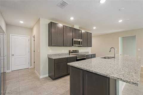 4012 10th St SW, Lehigh Acres FL - photo 22 of 47