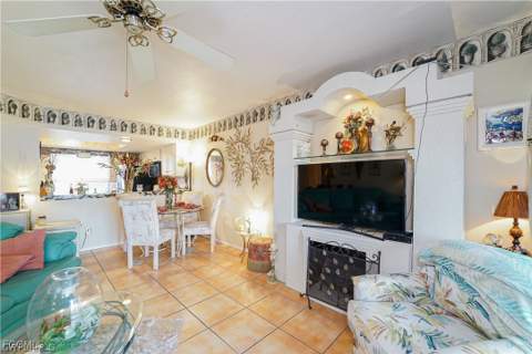 505 SW 47th Ter 104, Cape Coral FL - photo 11 of 21