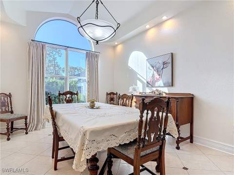4411 Pine Ridge Rd, Naples FL - photo 13 of 50