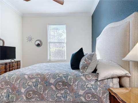 4411 Pine Ridge Rd, Naples FL - photo 24 of 50
