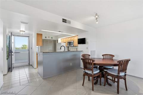 300 Stevens Landing Dr C306, Marco Island FL - photo 9 of 47