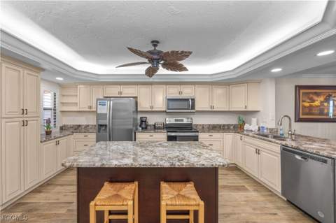 2445 W Gulf Dr 44E, Sanibel FL - photo 6 of 37