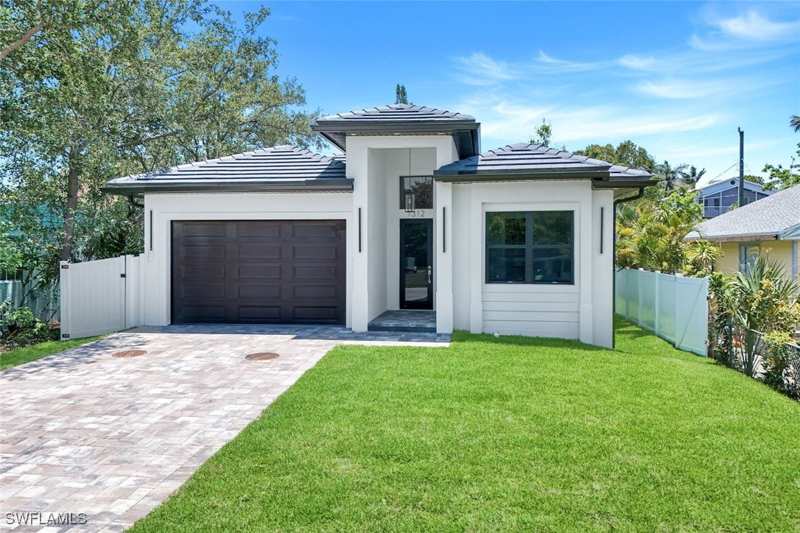 4 bedroom SingleFamilyResidence at 1312 Trail Terrace Dr, Trail Terrace, Naples — photo 1