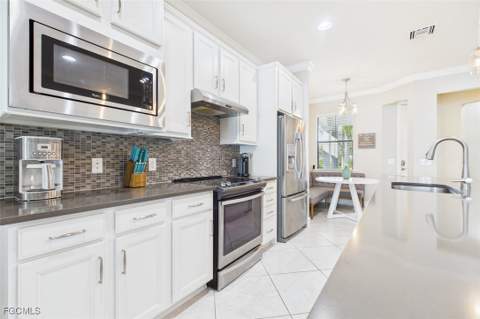 20285 Corkscrew Shores Blvd, Estero FL - photo 8 of 50