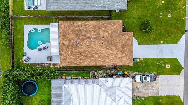3 bedroom SingleFamilyResidence at 758 105th Ave N, Naples Park, Naples — photo 3