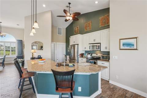 1422 NW 38th Pl, Cape Coral FL - photo 11 of 34