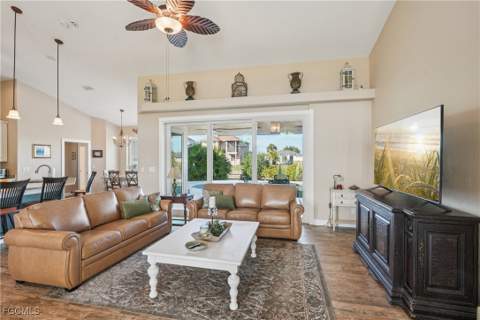 1422 NW 38th Pl, Cape Coral FL - photo 6 of 34