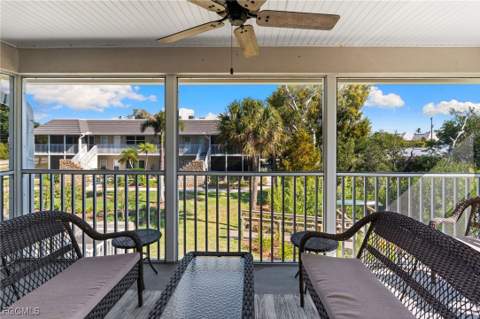 601 Periwinkle Way C-5, Sanibel FL - photo 12 of 35