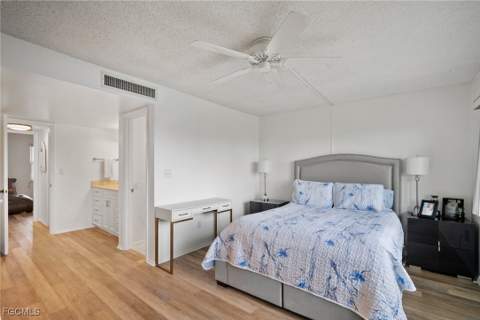 6102 Augusta Dr 302, Fort Myers FL - photo 12 of 47