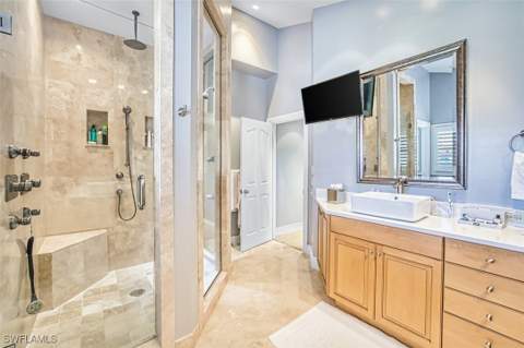 4717 Villa Mare Ln 26-15, Naples FL - photo 14 of 50