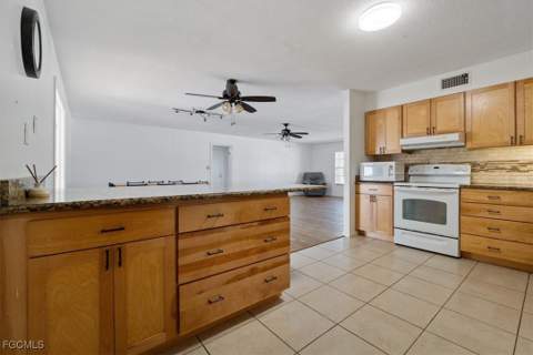 610 E Avenida Del Rio, Clewiston FL - photo 14 of 49
