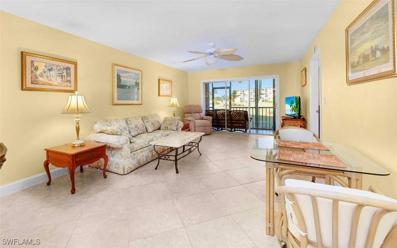 2 bedroom Condominium at 41 High Point Cir S 107, High Point Country Club, Naples — photo 4