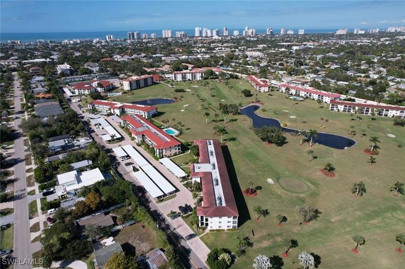 2 bedroom Condominium at 41 High Point Cir S 107, High Point Country Club, Naples — photo 5