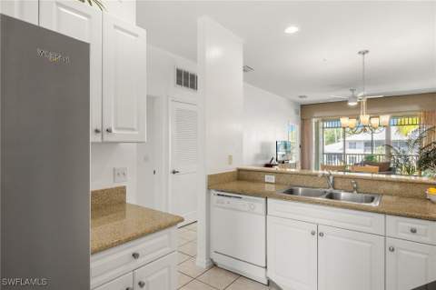 7940 Mahogany Run Ln 625, Naples FL - photo 6 of 30