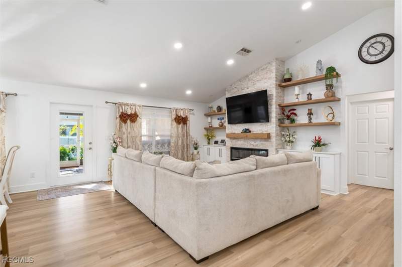 4 bedroom SingleFamilyResidence at 2306 NE 34th St, Cape Coral, Cape Coral — photo 4