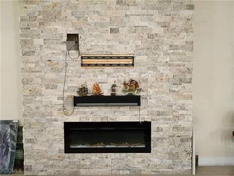 1426 NE 5th Pl, Cape Coral FL - photo 12 of 41