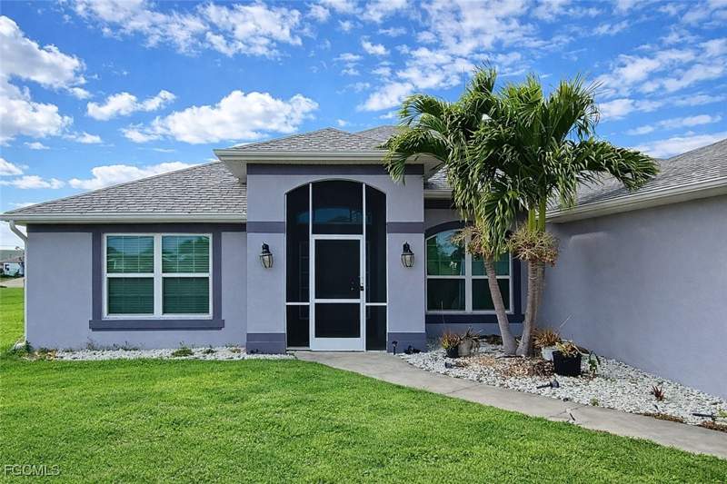 4 bedroom SingleFamilyResidence at 1426 NE 5th Pl, Cape Coral, Cape Coral — photo 2