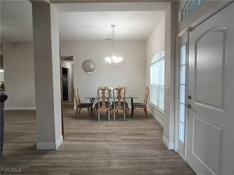 1426 NE 5th Pl, Cape Coral FL - photo 9 of 41