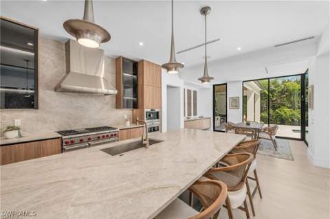 1800 Crayton Rd, Naples FL - photo 9 of 32