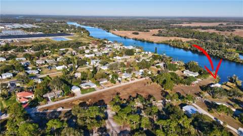 2111 Gardner Ct, Alva FL - photo 6 of 50