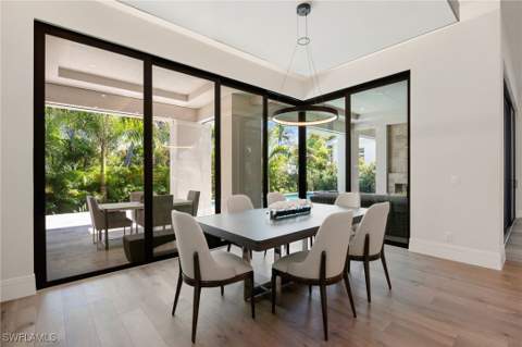 3540 Crayton Rd, Naples FL - photo 10 of 17