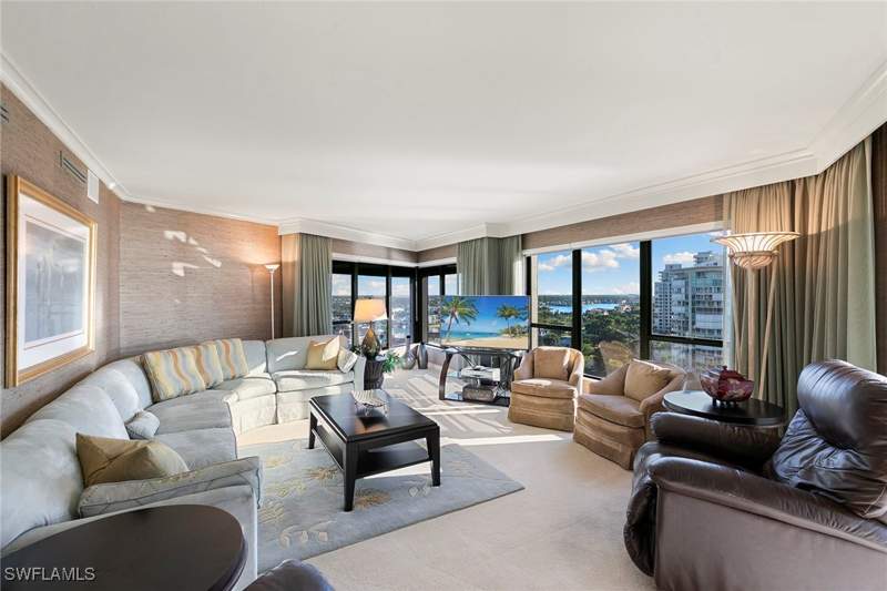2 bedroom Condominium at 4451 Gulf Shore Blvd N 1704, Solamar, Naples — photo 2