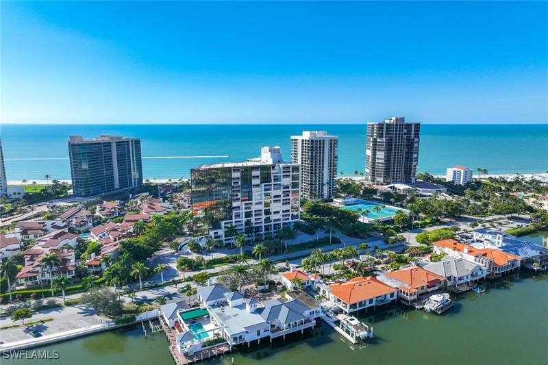 2 bedroom Condominium at 4751 Gulf Shore Blvd N 904, Terraces At Park Shore, Naples — photo 2