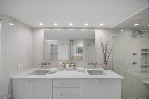 4751 Gulf Shore Blvd N 904, Naples FL - photo 23 of 43