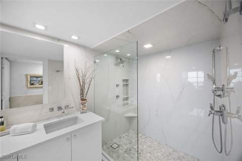 4751 Gulf Shore Blvd N 904, Naples FL - photo 24 of 43