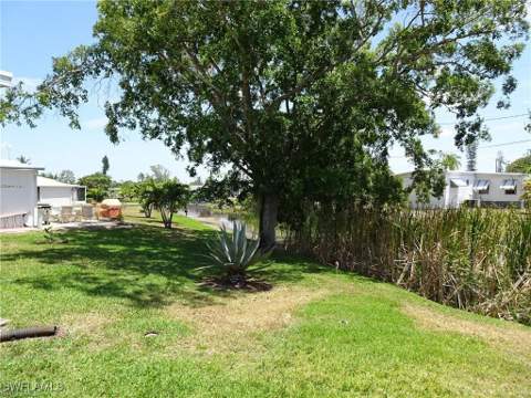26256 Duchess Ln, Bonita Springs FL - photo 6 of 28