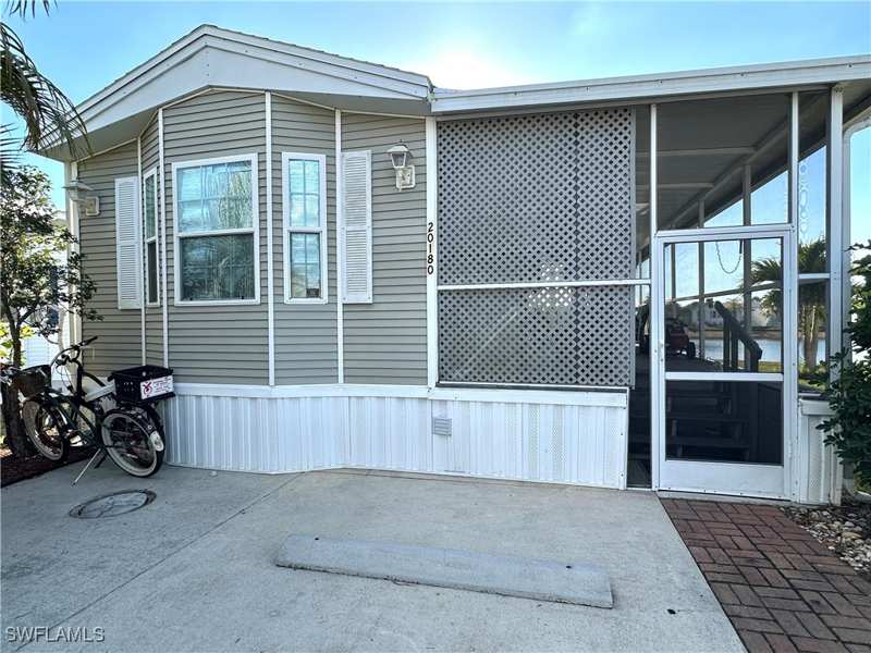 1 bedroom ManufacturedHome at 20180 Ponce De Leon Dr, Riverwoods Plantation, Estero — photo 1