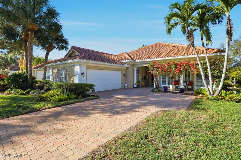 4 bedroom SingleFamilyResidence at 3109 Dominica Way, Island Walk, Naples — photo 2