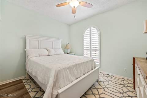 529 Mardel Dr 304, Naples FL - photo 12 of 24