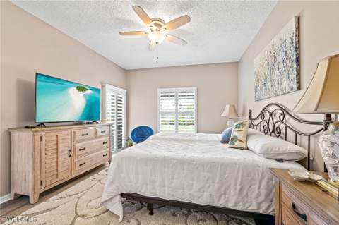 529 Mardel Dr 304, Naples FL - photo 14 of 24