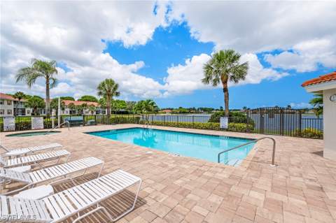 529 Mardel Dr 304, Naples FL - photo 20 of 24