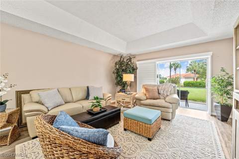 529 Mardel Dr 304, Naples FL - photo 7 of 24