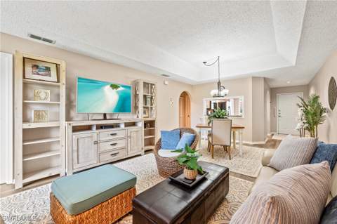 529 Mardel Dr 304, Naples FL - photo 9 of 24