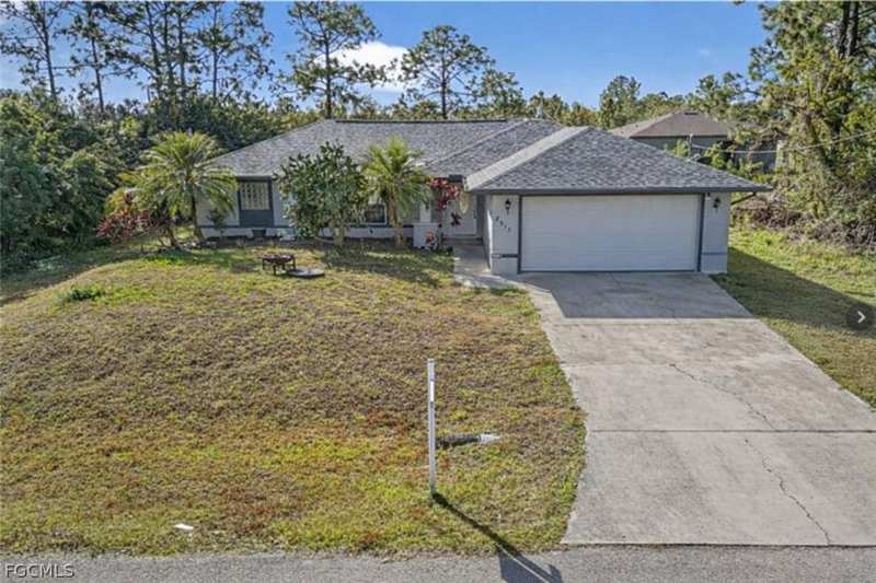 4 bedroom SingleFamilyResidence at 2917 48th St W, Lehigh Acres, Lehigh Acres — photo 1