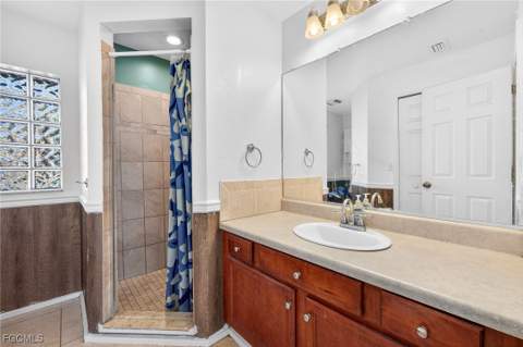 2917 48th St W, Lehigh Acres FL - photo 17 of 37