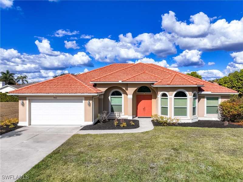 3 bedroom SingleFamilyResidence at 9882 El Greco Cir, Spanish Wells, Bonita Springs — photo 1