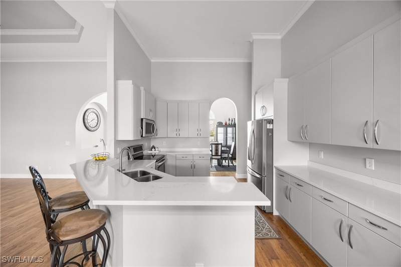 3 bedroom SingleFamilyResidence at 9882 El Greco Cir, Spanish Wells, Bonita Springs — photo 3