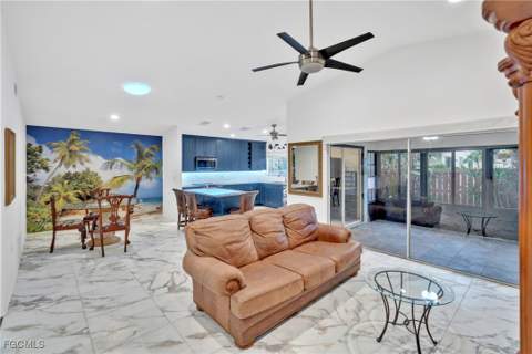 6511 Royal Woods Dr, Fort Myers FL - photo 13 of 41