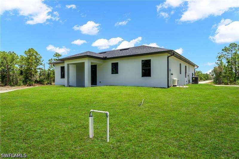 3 bedroom SingleFamilyResidence at 838 Aletha Aletha Ave S, Lehigh Acres, Lehigh Acres — photo 4