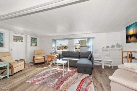 67 Percy St, Fort Myers FL - photo 12 of 36