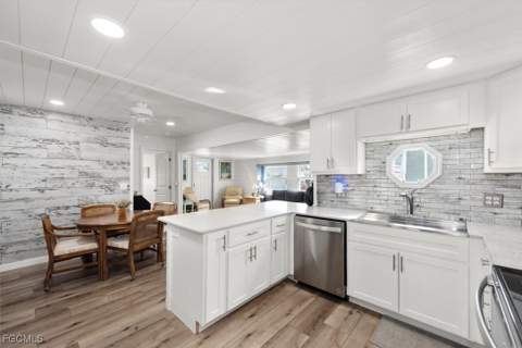 67 Percy St, Fort Myers FL - photo 16 of 36